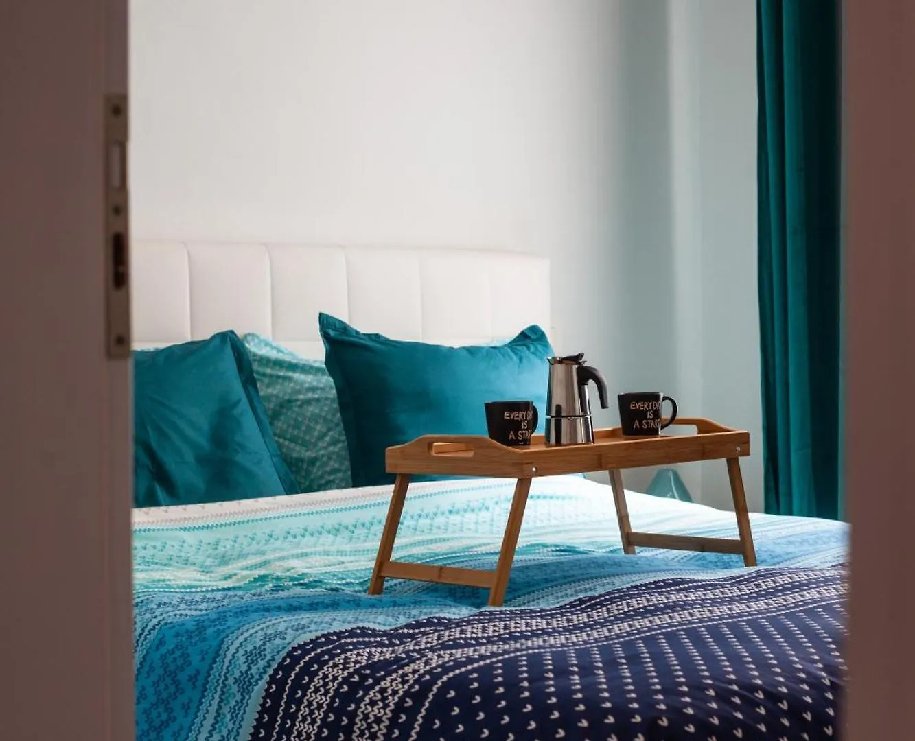 Parid Blue Apartment Golem