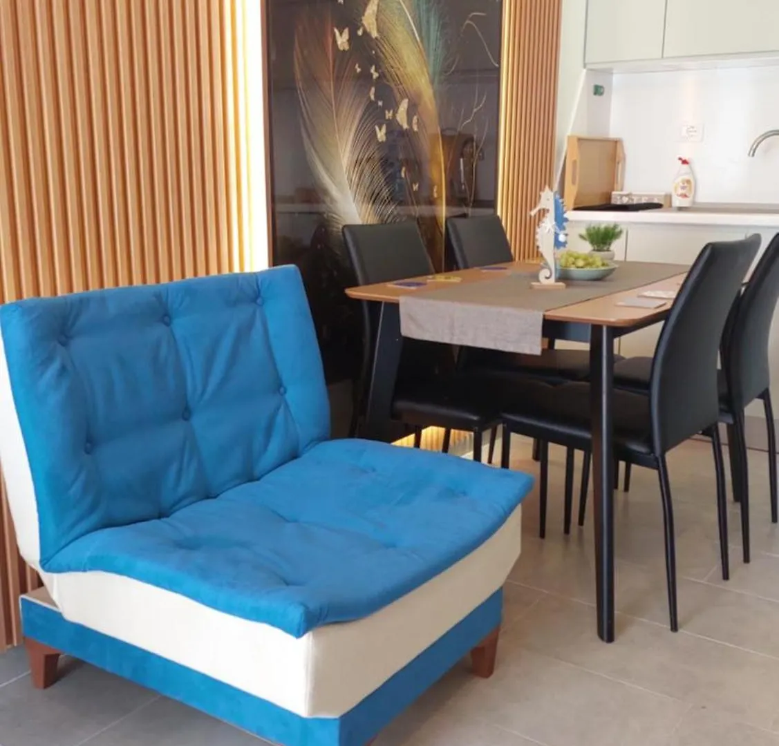 Parid Blue Apartment Golem  0*, Golem (Tirana)